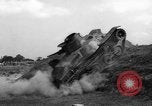 Standbild japanische Tank testen Indien, 1944, aus Sekunde 15 historischem Filmmaterial Videoclip 65675041504