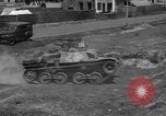 Standbild 1941 Japanische Light Tanks Indien, 1944, aus Sekunde 6 historischem Filmmaterial Videoclip 65675041507