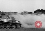 Standbild Japanische tank Speed Test Indien, 1944, aus Sekunde 13 historischem Filmmaterial Videoclip 65675041510
