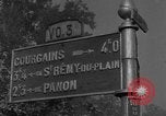 Image réservoirs des États-Unis Paris France, 1945, de la seconde 3 séquences d'archives historiques vidéo 65675041515