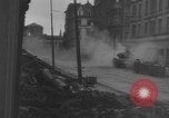 Image réservoirs des États-Unis Paris France, 1945, de la seconde 29 séquences d'archives historiques vidéo 65675041515