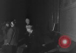 Image Les travailleurs Unis de l'automobile visitent le camp Atterbury Camp Atterbury Indiana USA, 1943, de la seconde 14 séquences d'archives historiques vidéo 65675041518