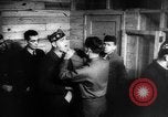 Image Les travailleurs Unis de l'automobile visitent le camp Atterbury Camp Atterbury Indiana USA, 1943, de la seconde 29 séquences d'archives historiques vidéo 65675041518