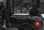 Image Infantry 'Osterode Allemagne, 1945, de la seconde 35 séquences d'archives historiques vidéo 65675041531
