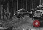 Image -NOUS 16e Infanterie accompagnée d'Armor avance d'Osterode Allemagne, 1945, de la seconde 5 séquences d'archives historiques vidéo 65675041532