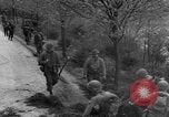 Image -NOUS 16e Infanterie accompagnée d'Armor avance d'Osterode Allemagne, 1945, de la seconde 22 séquences d'archives historiques vidéo 65675041532