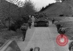 Image -NOUS 16e Infanterie accompagnée d'Armor avance d'Osterode Allemagne, 1945, de la seconde 51 séquences d'archives historiques vidéo 65675041532