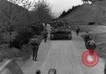 Image -NOUS 16e Infanterie accompagnée d'Armor avance d'Osterode Allemagne, 1945, de la seconde 53 séquences d'archives historiques vidéo 65675041532