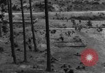 Image Troupes de US 16e Régiment d'infanterie Andreasberg avance vers St Allemagne, 1945, de la seconde 25 séquences d'archives historiques vidéo 65675041534