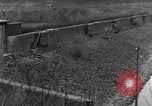 Image Troupes de US 16e Régiment d'infanterie Andreasberg avance vers St Allemagne, 1945, de la seconde 40 séquences d'archives historiques vidéo 65675041534