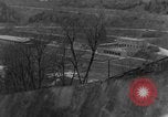 Image Troupes de US 16e Régiment d'infanterie Andreasberg avance vers St Allemagne, 1945, de la seconde 49 séquences d'archives historiques vidéo 65675041534