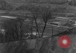 Image Troupes de US 16e Régiment d'infanterie Andreasberg avance vers St Allemagne, 1945, de la seconde 50 séquences d'archives historiques vidéo 65675041534