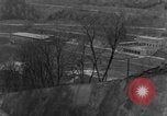 Image Troupes de US 16e Régiment d'infanterie Andreasberg avance vers St Allemagne, 1945, de la seconde 51 séquences d'archives historiques vidéo 65675041534