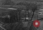 Image Troupes de US 16e Régiment d'infanterie Andreasberg avance vers St Allemagne, 1945, de la seconde 52 séquences d'archives historiques vidéo 65675041534