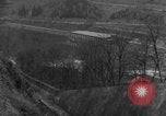 Image Troupes de US 16e Régiment d'infanterie Andreasberg avance vers St Allemagne, 1945, de la seconde 55 séquences d'archives historiques vidéo 65675041534