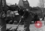 Immagine di I soldati tedeschi Iserlohn Germania, 1945, secondo 15 filmato di repertorio 65675041535