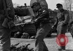 Immagine di I soldati tedeschi Iserlohn Germania, 1945, secondo 16 filmato di repertorio 65675041535