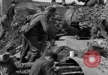 Immagine di I soldati tedeschi Iserlohn Germania, 1945, secondo 35 filmato di repertorio 65675041535