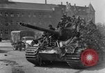 Immagine di I soldati tedeschi Iserlohn Germania, 1945, secondo 57 filmato di repertorio 65675041535
