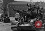 Immagine di I soldati tedeschi Iserlohn Germania, 1945, secondo 61 filmato di repertorio 65675041535