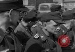 Immagine di I soldati tedeschi Iserlohn Germania, 1945, secondo 17 filmato di repertorio 65675041536