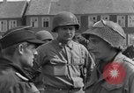 Immagine di I soldati tedeschi Iserlohn Germania, 1945, secondo 55 filmato di repertorio 65675041536