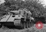 Immagine di Mark V serbatoi Saint Lo Francia, 1944, secondo 13 filmato di repertorio 65675041540