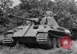 Immagine di Mark V serbatoi Saint Lo Francia, 1944, secondo 22 filmato di repertorio 65675041540