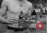 Standbild Deutsche Mark V Tank von den Amerikanern gefangengenommen Saint Lo Frankreich, 1944, aus Sekunde 1 historischem Filmmaterial Videoclip 65675041541