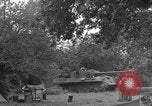 Standbild Deutsche Mark V Tank von den Amerikanern gefangengenommen Saint Lo Frankreich, 1944, aus Sekunde 39 historischem Filmmaterial Videoclip 65675041541