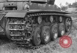 Standbild Prüfung deutscher Panzer Kassel Deutschland, 1945, aus Sekunde 44 historischem Filmmaterial Videoclip 65675041546