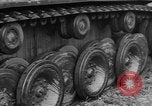 Standbild Prüfung deutscher Panzer Kassel Deutschland, 1945, aus Sekunde 50 historischem Filmmaterial Videoclip 65675041546