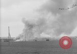 Standbild deutsche Kapitulation zum sechsten Armored Division Altenburg Deutschland, 1945, aus Sekunde 22 historischem Filmmaterial Videoclip 65675041547