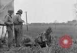 Standbild deutsche Kapitulation zum sechsten Armored Division Altenburg Deutschland, 1945, aus Sekunde 42 historischem Filmmaterial Videoclip 65675041547
