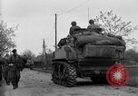 Standbild deutschen Gefangenen Altenburg Deutschland, 1945, aus Sekunde 11 historischem Filmmaterial Videoclip 65675041548