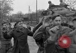 Standbild deutschen Gefangenen Altenburg Deutschland, 1945, aus Sekunde 15 historischem Filmmaterial Videoclip 65675041548