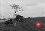 Standbild deutschen Gefangenen Altenburg Deutschland, 1945, aus Sekunde 37 historischem Filmmaterial Videoclip 65675041548