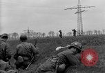 Standbild deutschen Gefangenen Altenburg Deutschland, 1945, aus Sekunde 50 historischem Filmmaterial Videoclip 65675041548