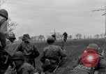 Standbild deutschen Gefangenen Altenburg Deutschland, 1945, aus Sekunde 54 historischem Filmmaterial Videoclip 65675041548