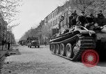 Immagine di Truppe tedesche Iserlohn Germania, 1945, secondo 60 filmato di repertorio 65675041549
