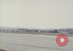 Immagine di Aviosuperficie di Kimpo Inchon Incheon Corea del Sud, 1950, secondo 4 filmato di repertorio 65675041570