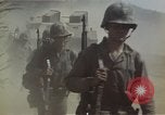 Immagine di Stati Uniti Marines Inchon Incheon Corea del Sud, 1950, secondo 17 filmato di repertorio 65675041572