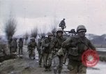 Immagine di Stati Uniti Marines Corea, 1951, secondo 49 filmato di repertorio 65675041577