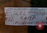 Image prisonnier de guerre Camp Munsan-Ni Corée, 1953, de la seconde 1 séquences d'archives historiques vidéo 65675041581