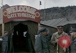 Image prisonnier de guerre Camp Munsan-Ni Corée, 1953, de la seconde 10 séquences d'archives historiques vidéo 65675041581