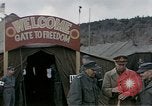 Image prisonnier de guerre Camp Munsan-Ni Corée, 1953, de la seconde 13 séquences d'archives historiques vidéo 65675041581