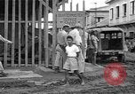 Immagine di Stati Uniti Marines Tacloban città isola di Leyte Filippine, 1945, secondo 8 filmato di repertorio 65675041588