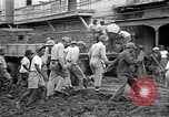 Immagine di Stati Uniti Marines Tacloban città isola di Leyte Filippine, 1945, secondo 22 filmato di repertorio 65675041588
