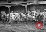 Immagine di Stati Uniti Marines Tacloban città isola di Leyte Filippine, 1945, secondo 30 filmato di repertorio 65675041588