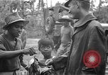 Immagine di Stati Uniti Marines Tacloban città isola di Leyte Filippine, 1945, secondo 59 filmato di repertorio 65675041588